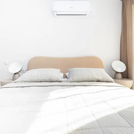 Baltic Pine Retreat W/balcony, By Cohost Apartman Palanga